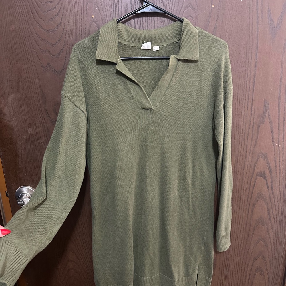 GAP Olive Knit Pullover